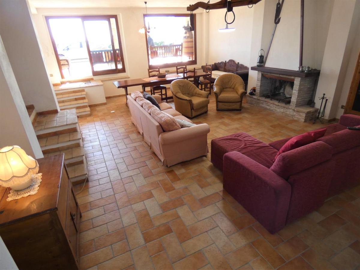 Scappo In Umbria, La Vallata Parrano Exterior foto